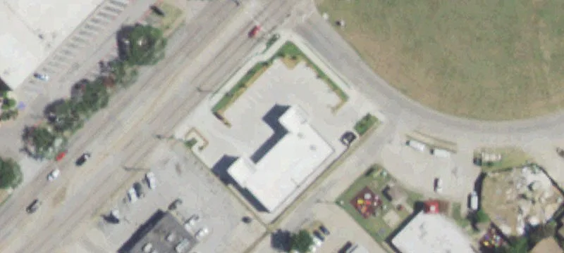702 Centerville Rd