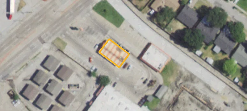 3200 Town E Blvd