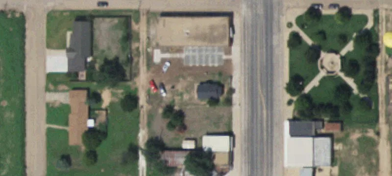 1611 Main St
