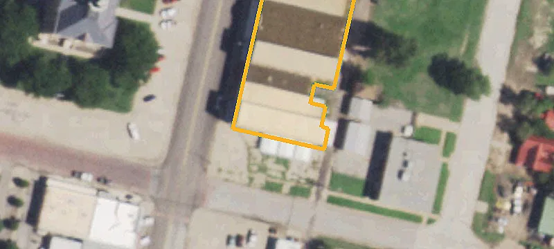 319 Main St
