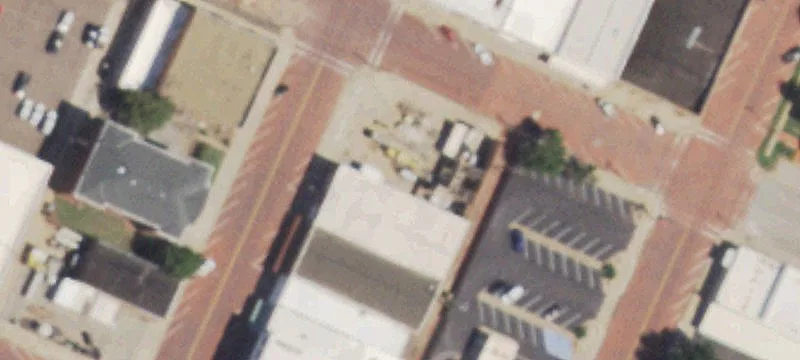 324 Commerce St