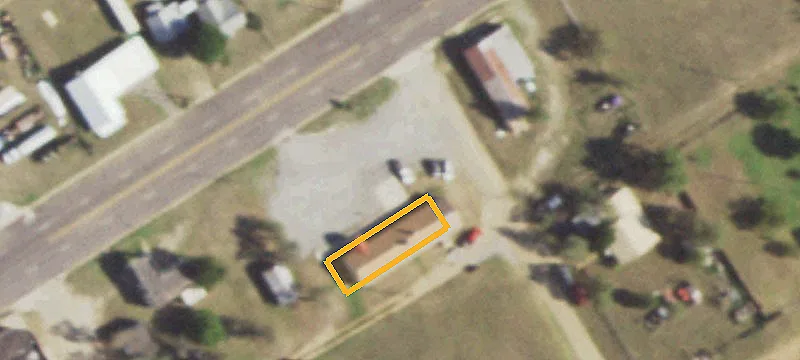 112 Commercial St