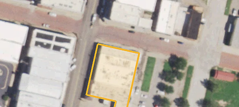 201 Main St