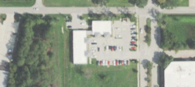 402 Holderrieth Blvd