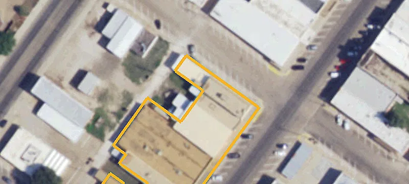 202 Main St
