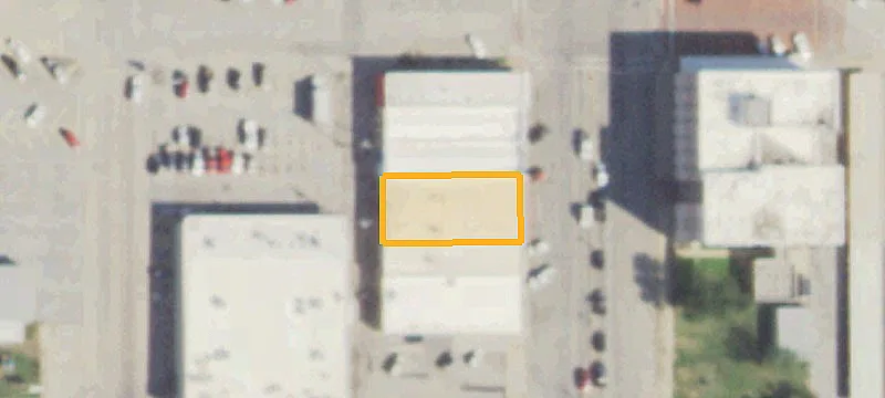 304 Commercial Ave