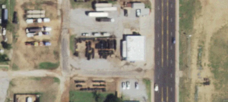 911 Houston St