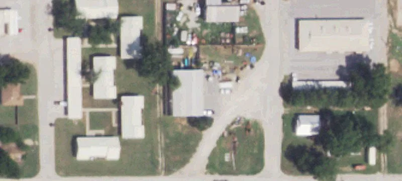 406 Tackitt St