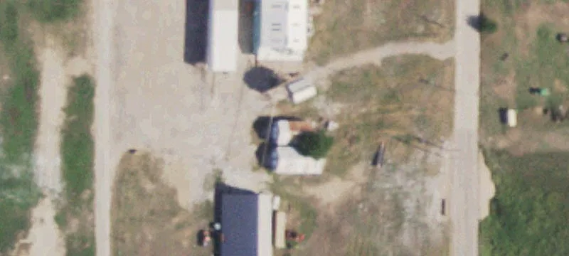 810 Ave B B
