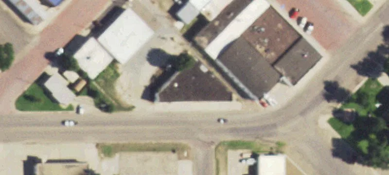 102 Kenneth Ave