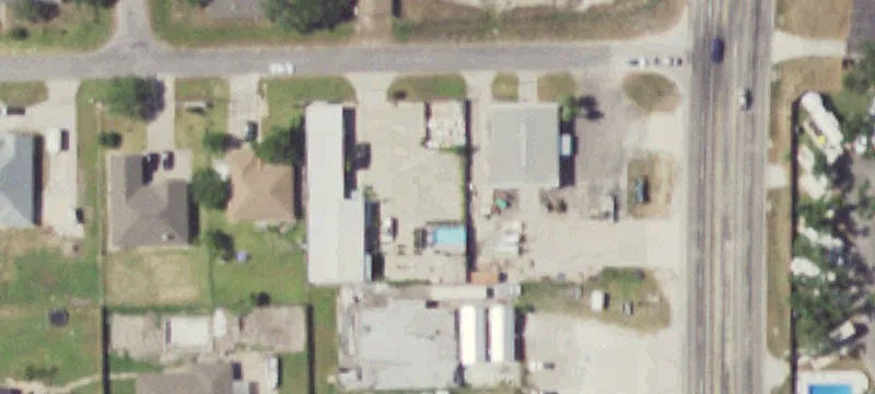 808 Dehausa St