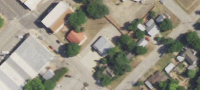 211 Main St