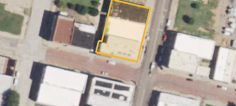 122 Main St