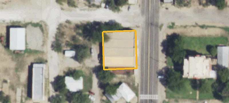169 Roberts Ave