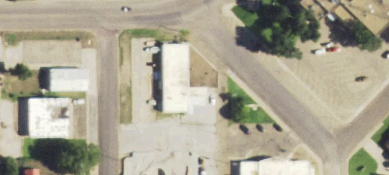 18 Kenneth Ave