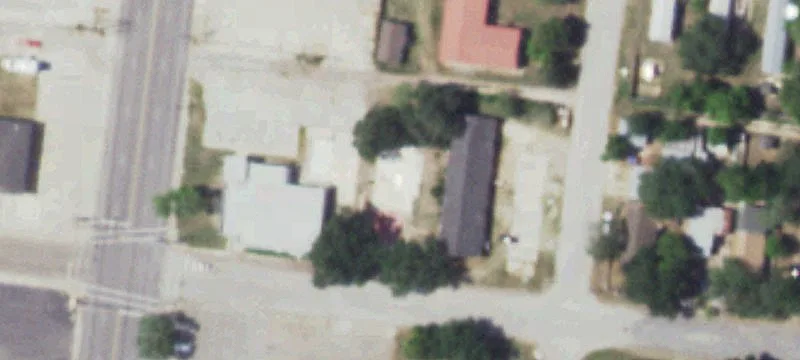 121 Adams St