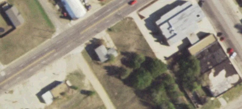 100 Commercial St