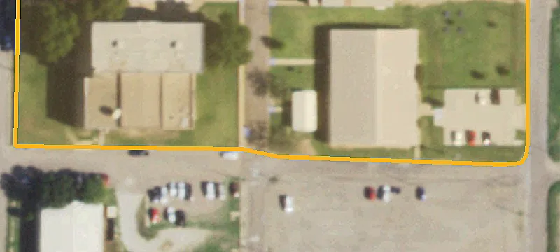 306 Poplar St