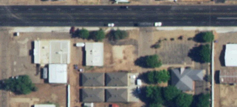 100 8th St