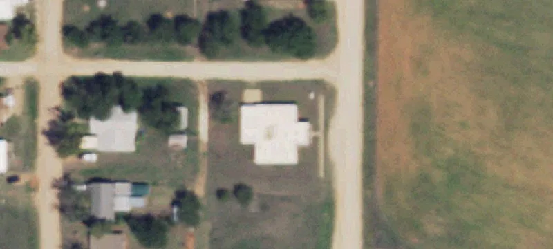 600 Robins Ave