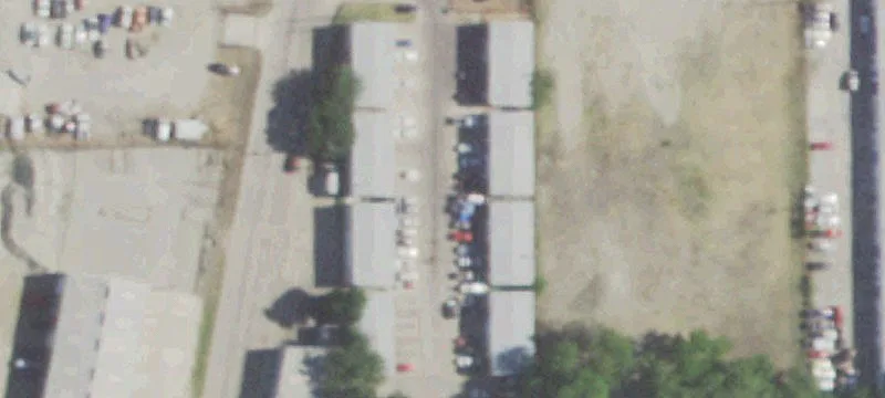 1350 Main St