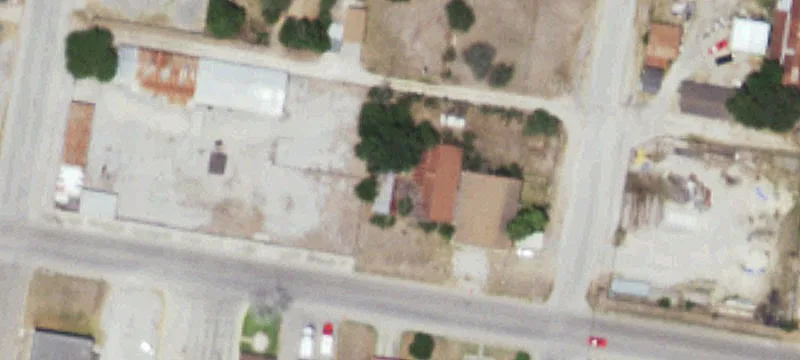 523 Ave B B