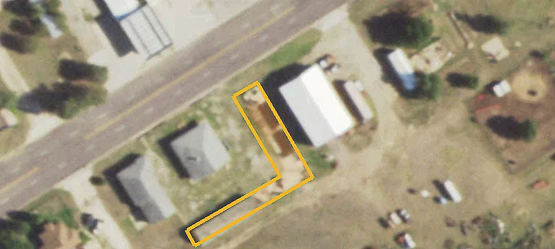 502 Commercial St