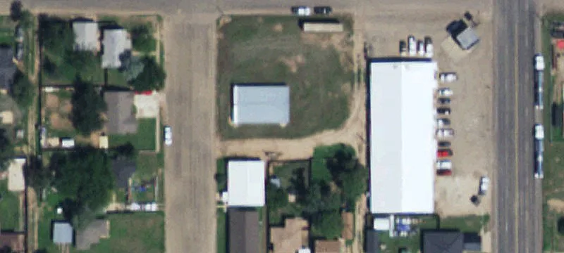 1406 Ave E Ave