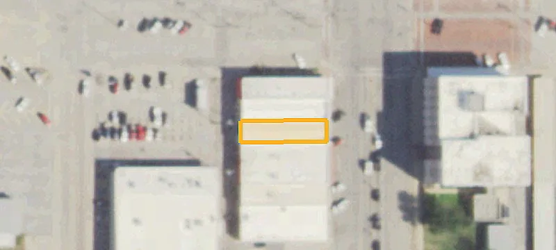 302 Commercial Ave