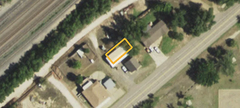 409 Commercial St