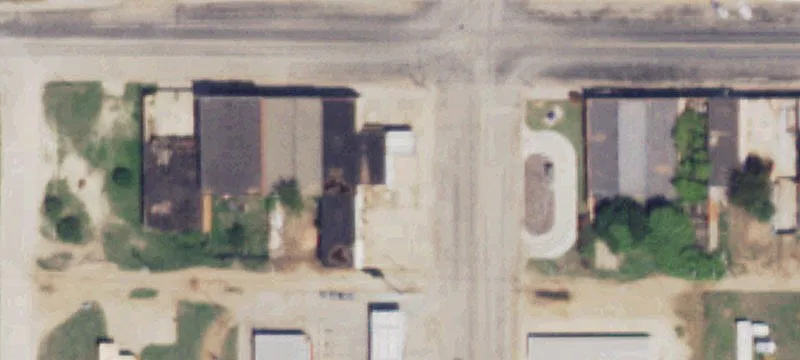 502 Un Ave