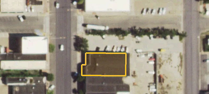 401 Main St