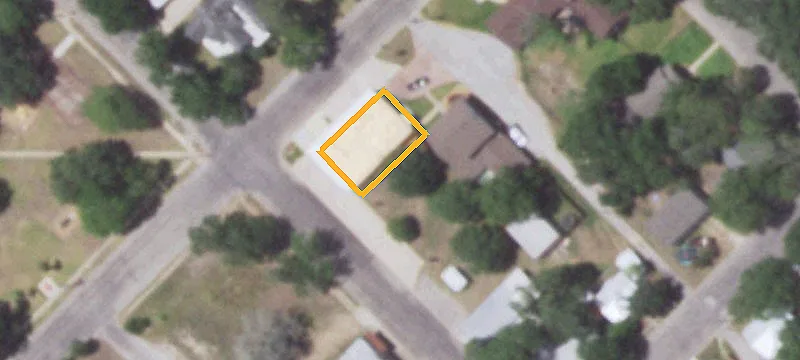 821 Ave D D