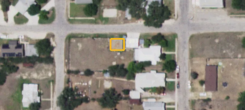 201 College St