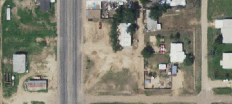 1306 Main St