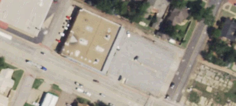 700 Ave F NW F