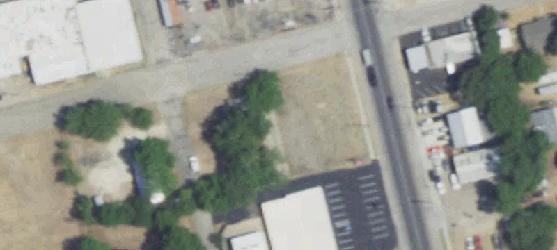 702 Main St