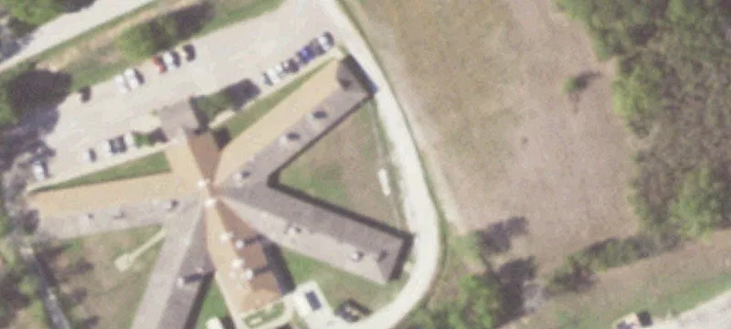 600 Bacon St