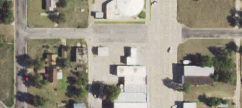 301 Main St