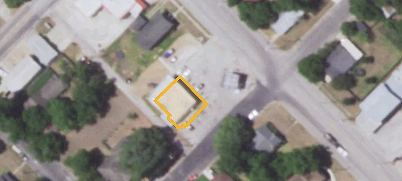 404 Ave E Ave
