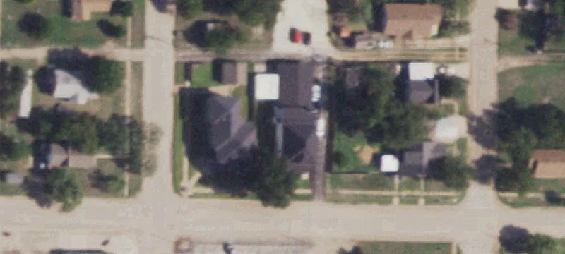 304 2nd St