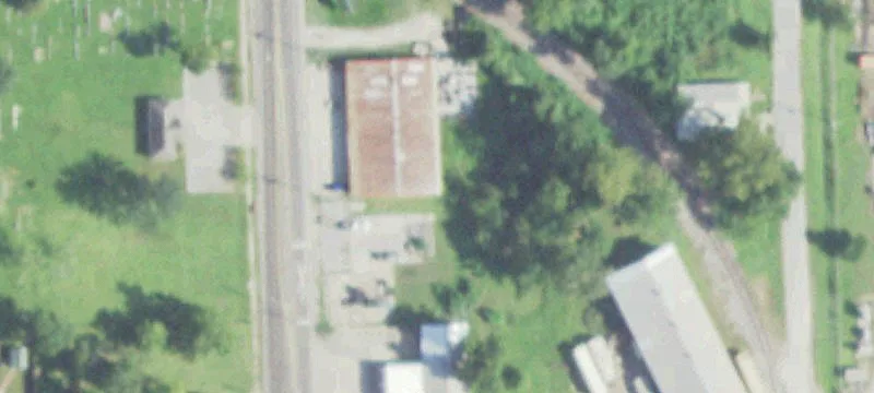 411 Border St