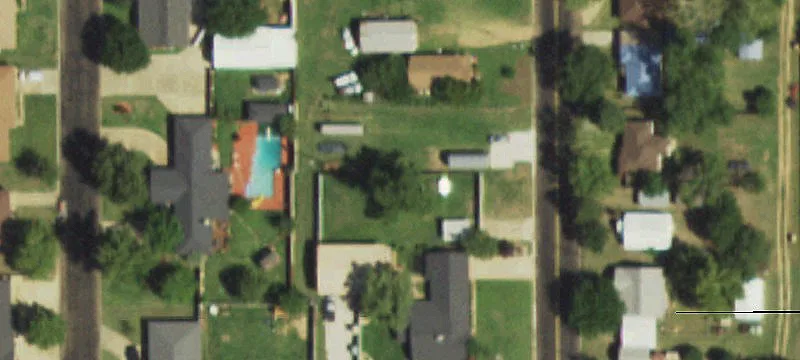 1122 Main St