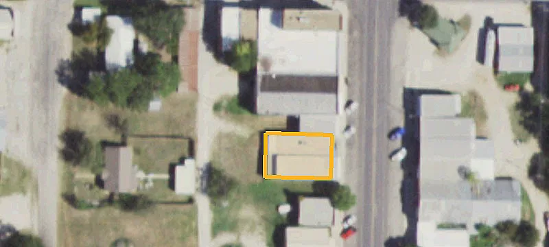 132 Main St