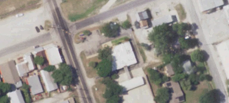 15996 Frnt St