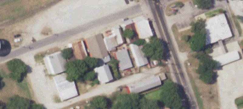 16012 Frnt St