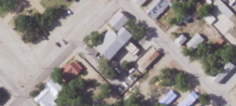 502 Paris St