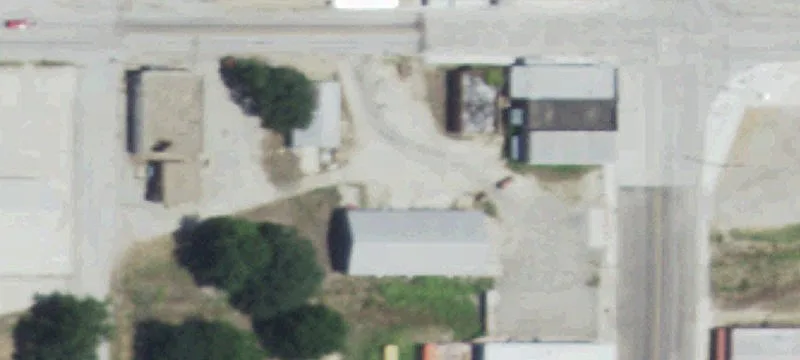 105 College St