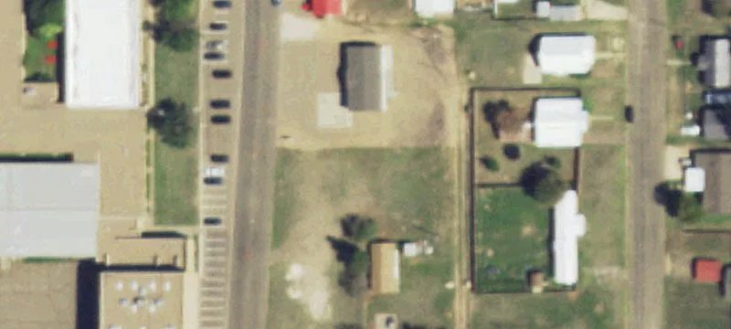 711 Stewart Ave