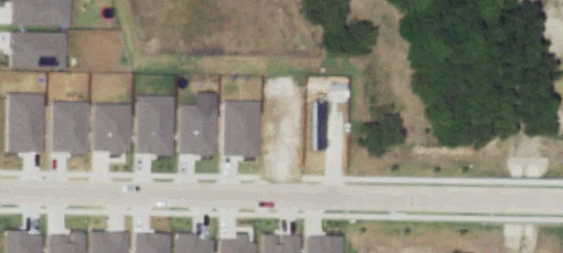 1124 Loomis Trl